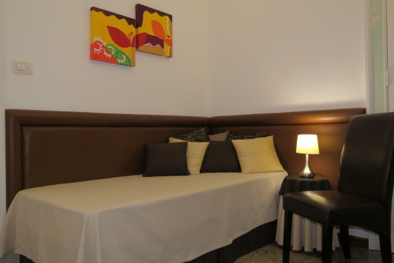 Palazzo De Tomasi B&B 加利波利 外观 照片