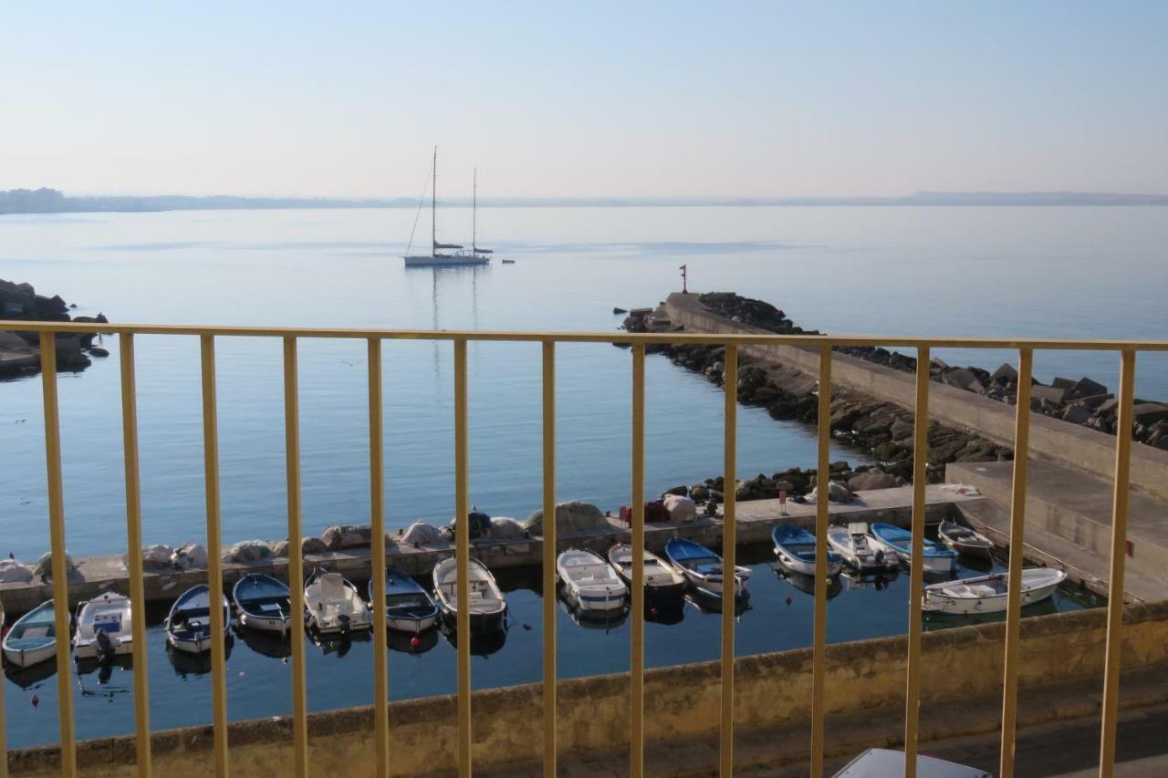 Palazzo De Tomasi B&B 加利波利 外观 照片