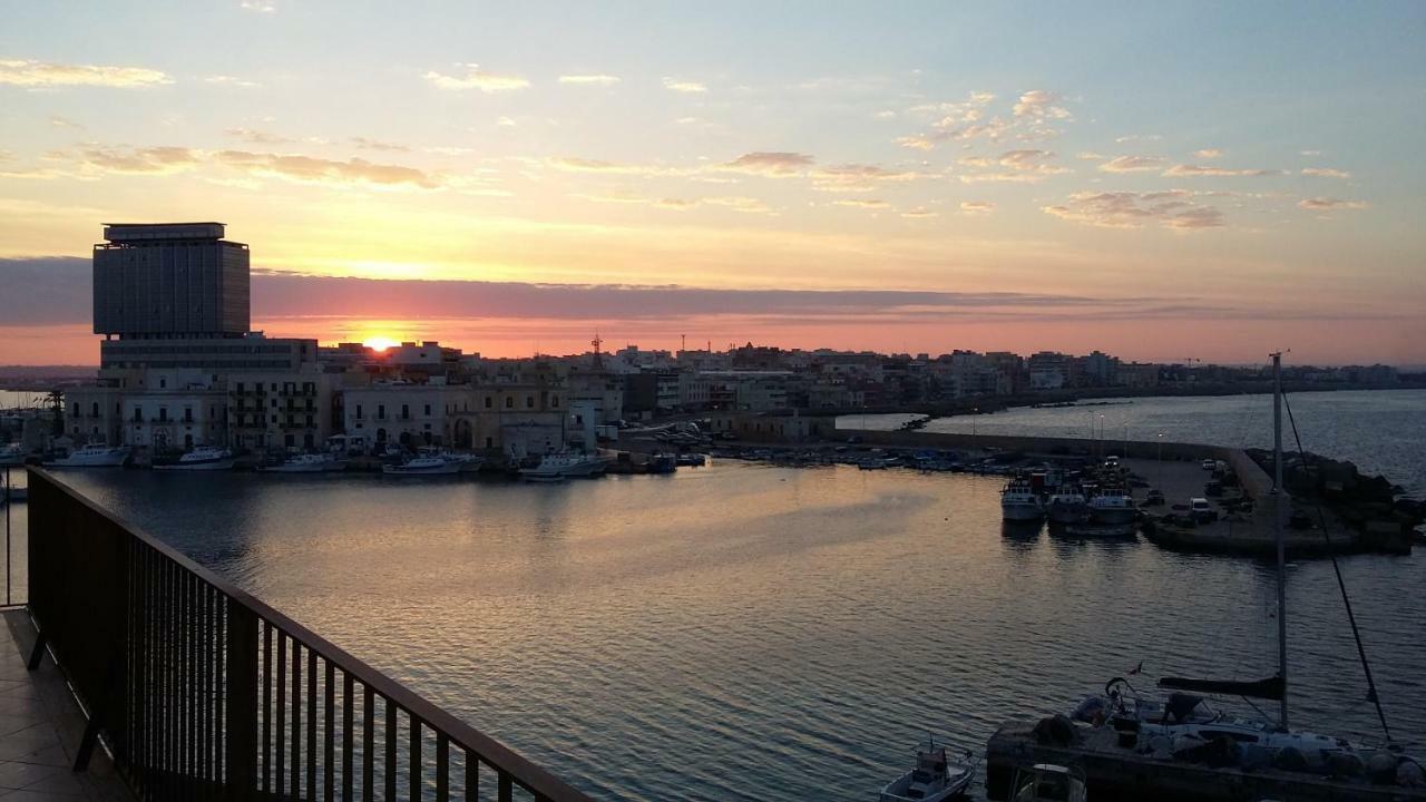 Palazzo De Tomasi B&B 加利波利 外观 照片