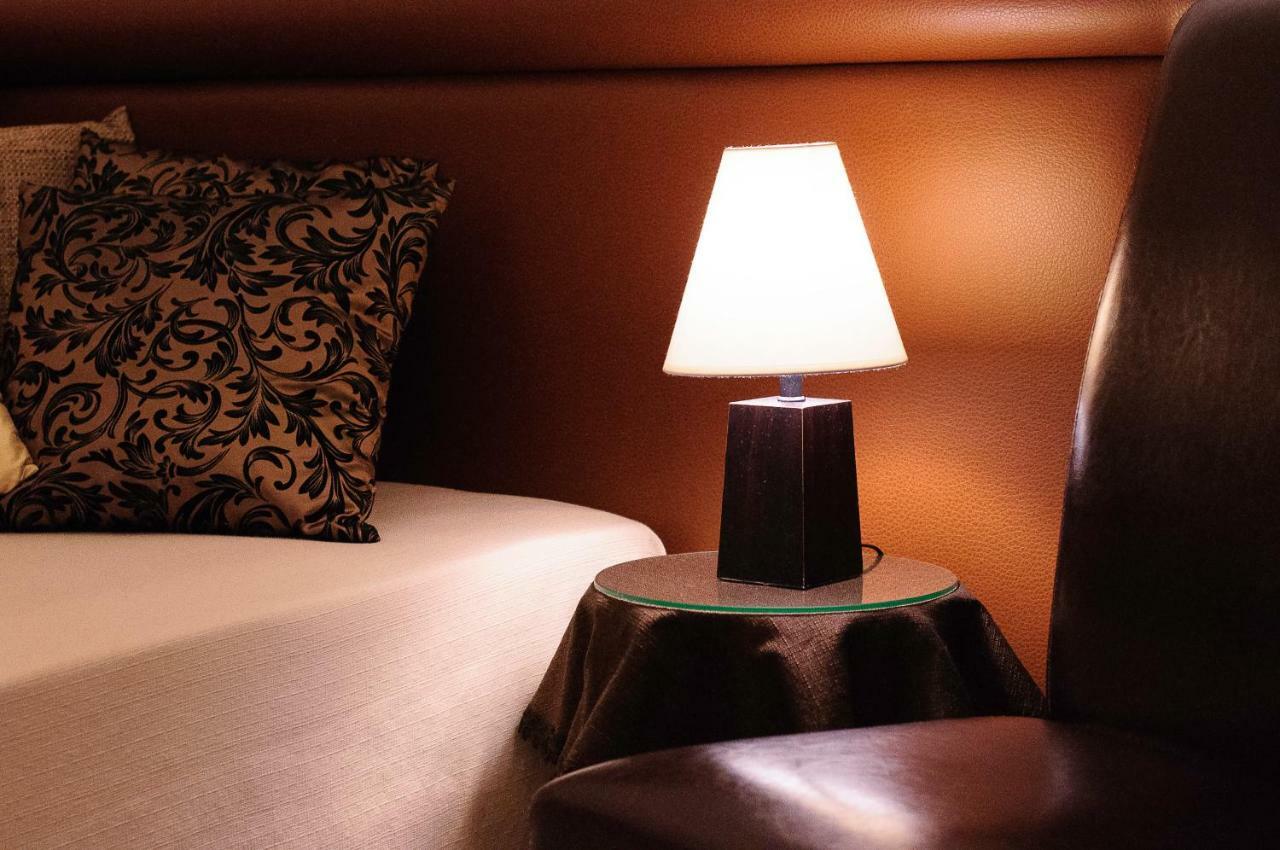 Palazzo De Tomasi B&B 加利波利 外观 照片